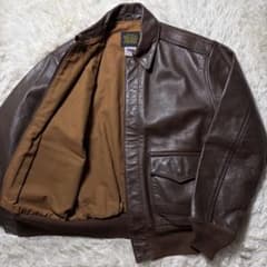 【雰囲気抜群】AVIREX フライトジャケット　A-2 馬革　ブラウン　36 雰囲気抜群】AVIREX フライトジャケット A-2 馬革 ブラウン 36 - メルカリ