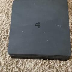 PlayStation 4 本体 ブラックのサムネイル