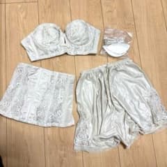 ★Kokage様専用★BLOOMLuXEブライダルインナー セットのサムネイル