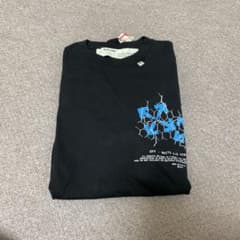 週末値下げoff-whiteTシャツのサムネイル