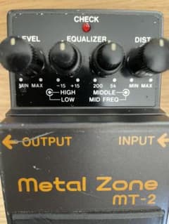 BOSS エフェクター　metal zone MT-2のサムネイル