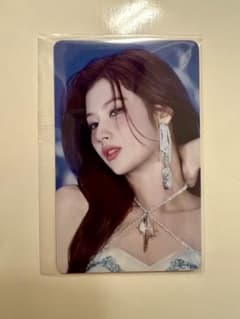TWICE トレカ　サナ　ファンクラブ特典のサムネイル