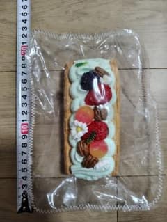 デカスクイーズ フルーツ ケーキ パイのサムネイル