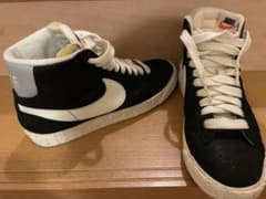 9月15日まで　NIKE ハイカットスニーカー　23.5センチのサムネイル