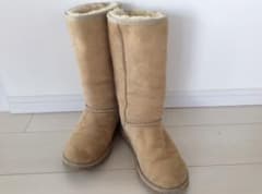 UGGブーツのサムネイル