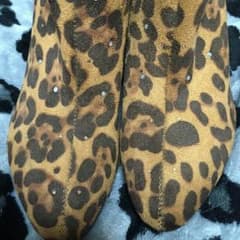 ヒョウ柄ストーン付きブーティーのサムネイル