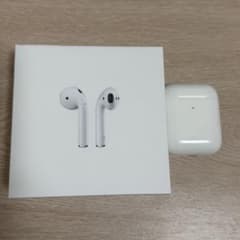 AirPods(第1世代)本体 箱、充電ケース付きのサムネイル
