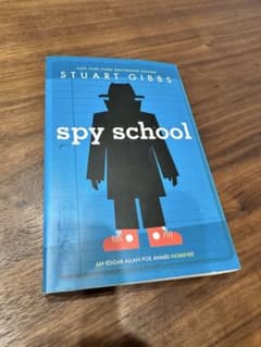 Spy School Secret Service 洋書のサムネイル