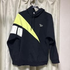 Reebok パーカーのサムネイル