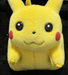 初代 ピカチュウ ぬいぐるみ おしゃべり機能付き！ TOMY - メルカリ