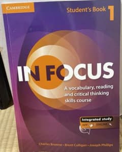 IN FOCUS Student's Book 1のサムネイル