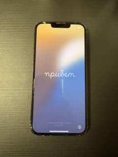 Apple iPhone 13ブラック　本体のサムネイル