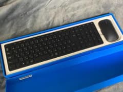 【美品】Microsoft デザイナーBluetoothキーボード＆マウスセットのサムネイル