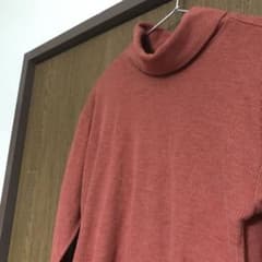 ユニクロ  ヒートテック　タートル　xsのサムネイル