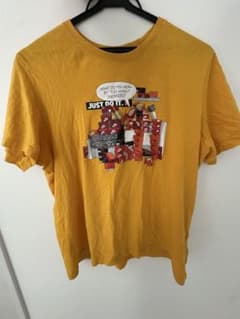 NIKE グラフィック Tシャツ イエローのサムネイル