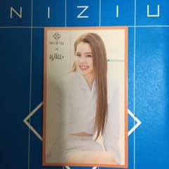 NiziU オルフェス　マコのサムネイル