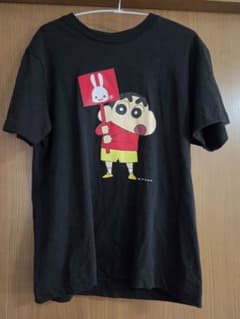 CUNE クレヨンしんちゃん コラボ Tシャツ 30周年記念のサムネイル