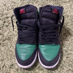 週末限定 NIKE AIR JORDAN 1 RETRO HIGH OGのサムネイル