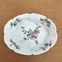 アビラント HAVILAND ボンボン入れ　小物入れ、石鹸入れ アビラント HAVILAND ボンボン入れ 小物入れ、石鹸入れ - メルカリ