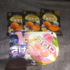 UHA味覚糖 フルーツグミ 4パック、さけるグミ、コロロのサムネイル