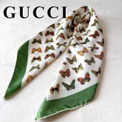 GUCCI ヴィンテージ スカーフ 蝶々 バタフライ 総柄 65cm 春 - メルカリ