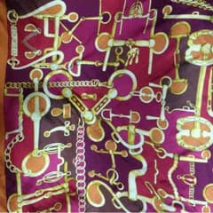 GUCCIのスカーフのサムネイル
