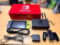 中古美品】外箱ありSwitch 本体 おまけ（SD・ケース）付き！ 初期化済