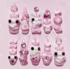 ♥現品♥うさぎナースのいちごみるくネイルチップ♡ 地雷 量産型 平成女児のサムネイル