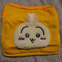 【うさぎ】ちいかわもこもこポーチ2のサムネイル
