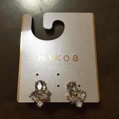 mikoa ビジューイヤリング 新品未使用のサムネイル