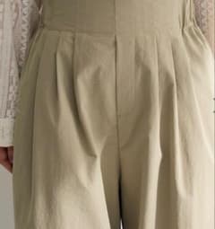 【美品】Green Parks ツータックイージーパンツのサムネイル