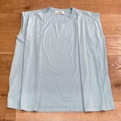 ズッカ　ノースリーブトップスのサムネイル