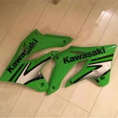 Dトラッカー カウル パーツ グリーン カワサキ モタードのサムネイル