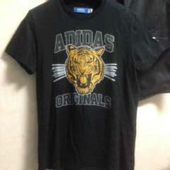 値下げー！アディダス Tシャツのサムネイル