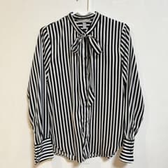美品❣️ストライプ レディースシャツのサムネイル