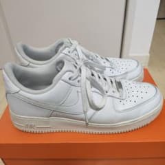 ナイキ エアフォース１ 27.5センチのサムネイル