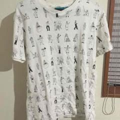 総柄Tシャツのサムネイル