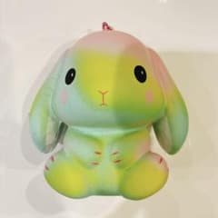 うさぎ スクイーズ レインボーカラー　（低反発）　チェーン付きのサムネイル