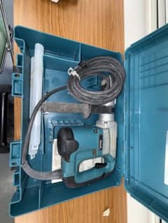 Makita マキタ 電動ハンマ HM0830 ケース付のサムネイル