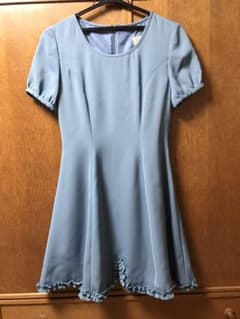 BETTY’S BLUE ワンピースのサムネイル
