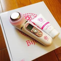 エステ美顔器のサムネイル