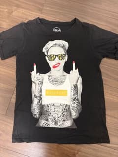 り*様 SPEND Tシャツ ブラック Lのサムネイル