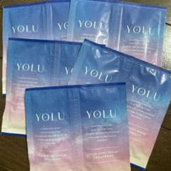 YOLU カームナイトリペアシャンプー トリートメント トライアルのサムネイル