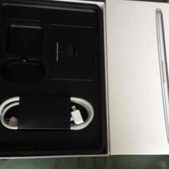 MacBookProケース&ケーブルのサムネイル