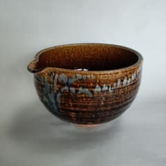 会津本郷焼　飴釉片口　鉢　ボウル　宗像亮一 会津本郷焼 飴釉片口 鉢 ボウル 宗像亮一 - メルカリ