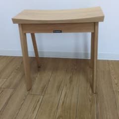 karimoku カリモク 木製スツール　1脚 8/14まで】karimoku カリモク 木製スツール 1脚 - メルカリ