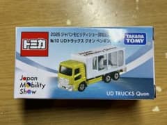 トミカ ジャパンモビリティショー UDトラックス クオン ペンギン運搬車