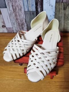 サンダル　上品　フラットパンプスのサムネイル