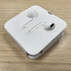 iPhone ライトニング　イヤフォン　純正　値下げ不可のサムネイル