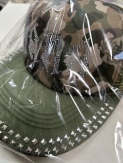 HANA Camo Cap ラインストーンカモフラ柄　キャップ　新品　未開封のサムネイル